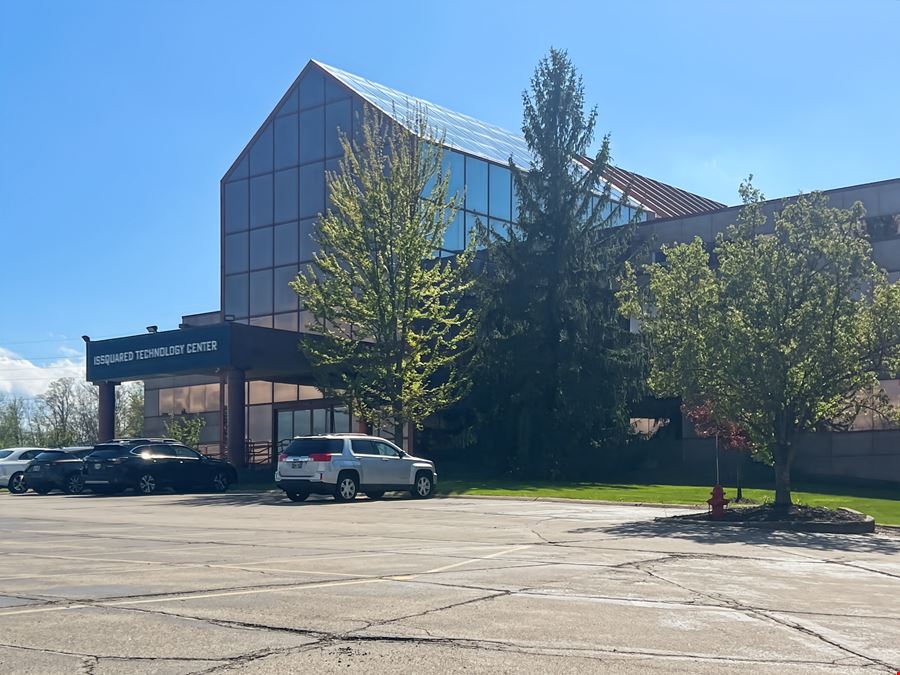 Regus - Chardon - 7th Ave