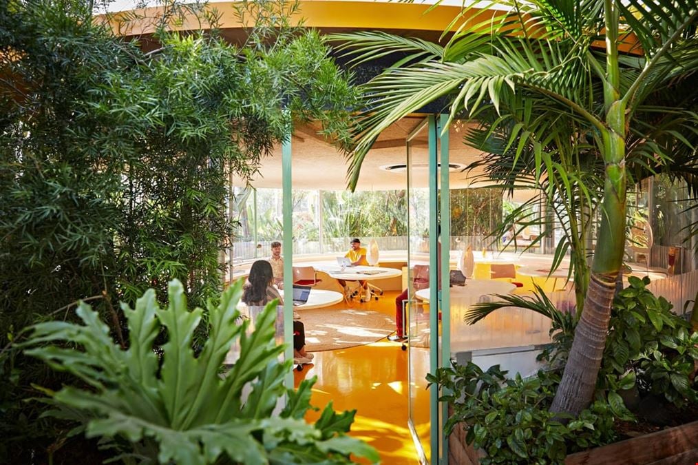 Private Office for 20