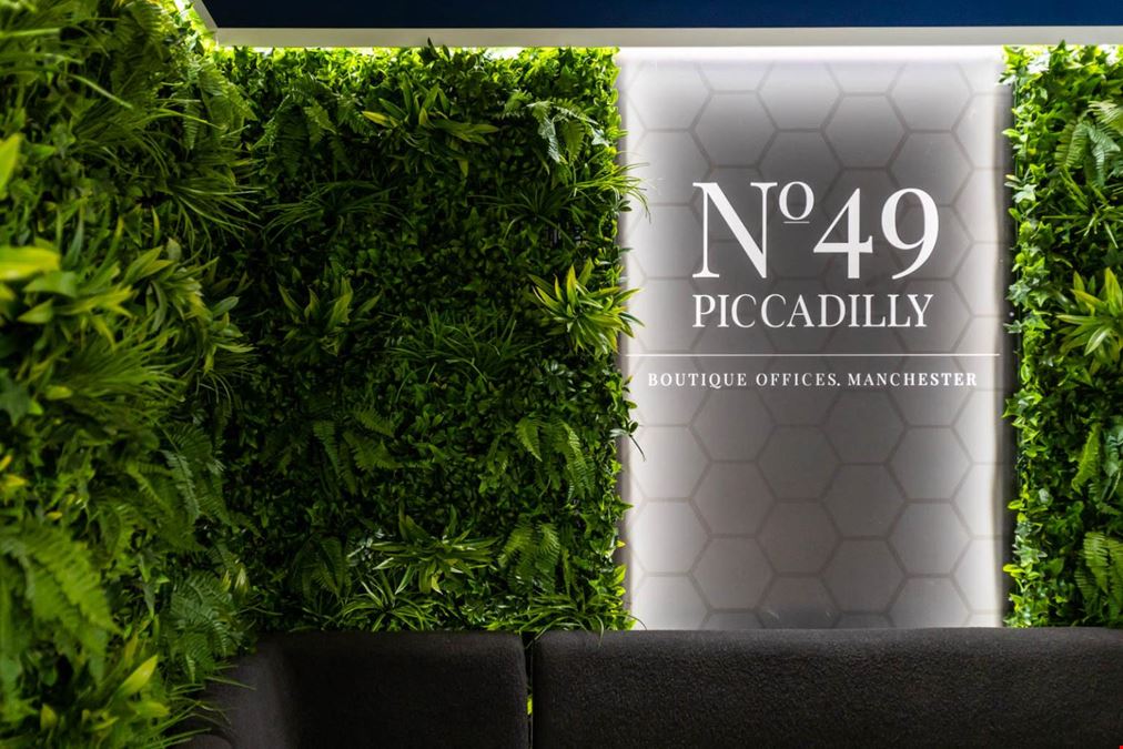 Biz Hub - Manchester Piccadilly