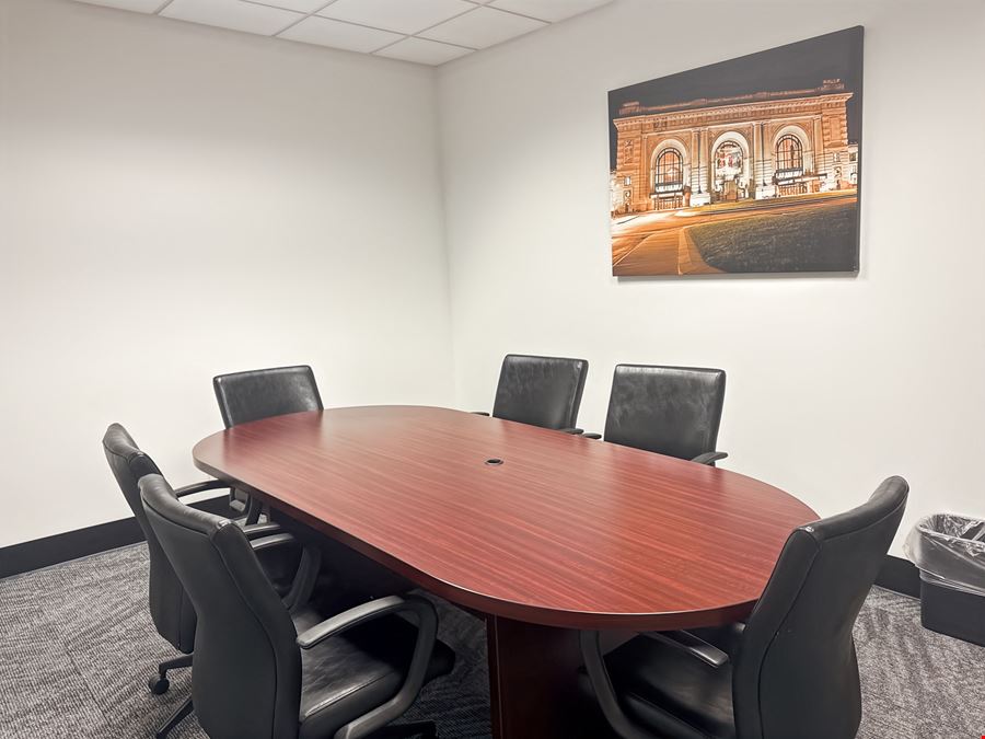 Regus - Kansas City - Country Club Plaza