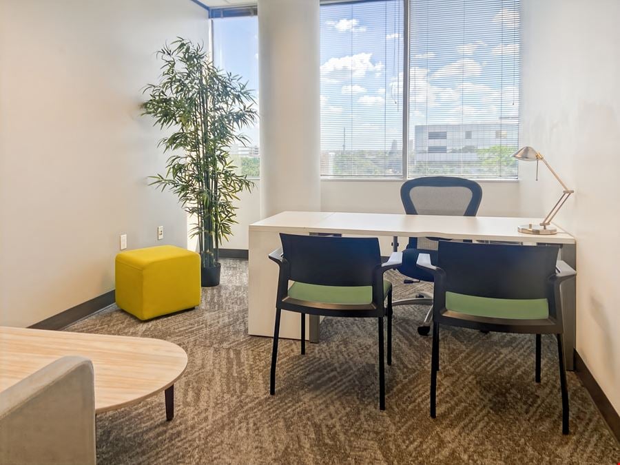 TX, Houston - Park Ten Place