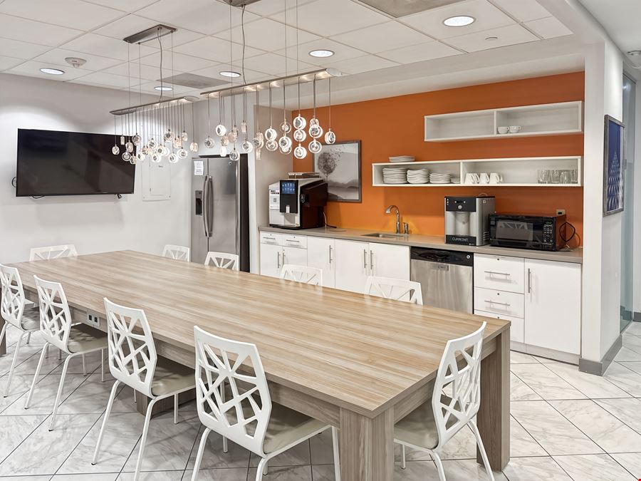 Regus - Miami - 1221 Brickell Center