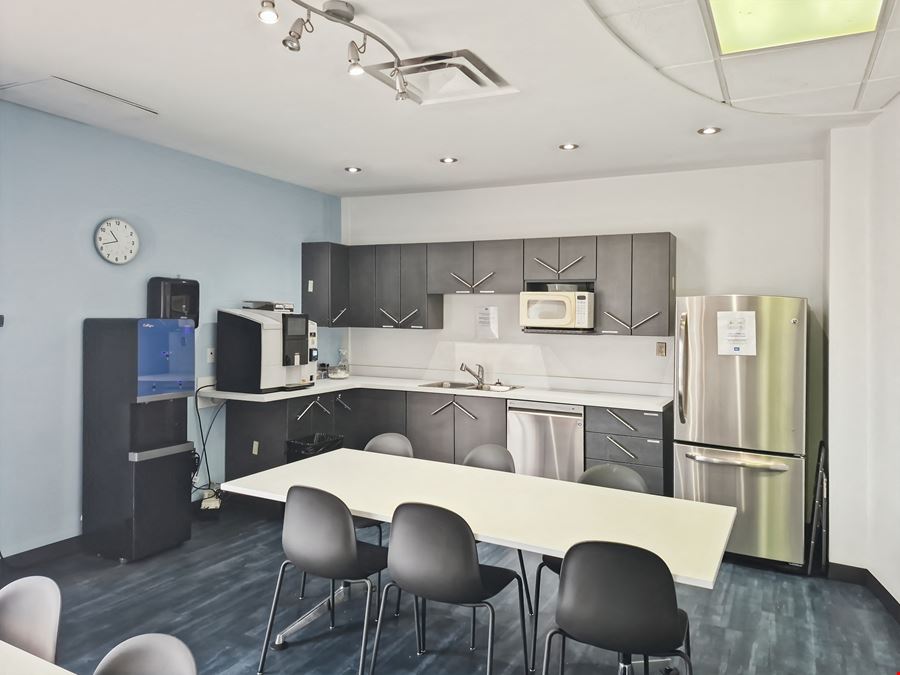 SK, Regina - Hoffer Dr