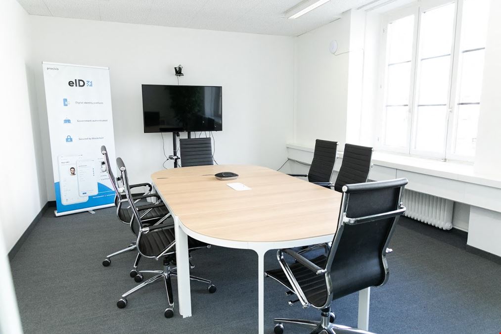 TRUST SQUARE -  Rennweg