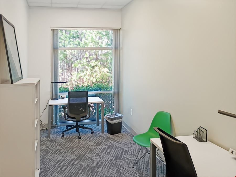 Regus - Cary - 15000 Weston Parkway