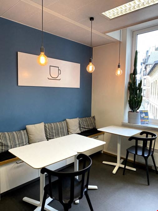 Interoffices - Topos - Louise