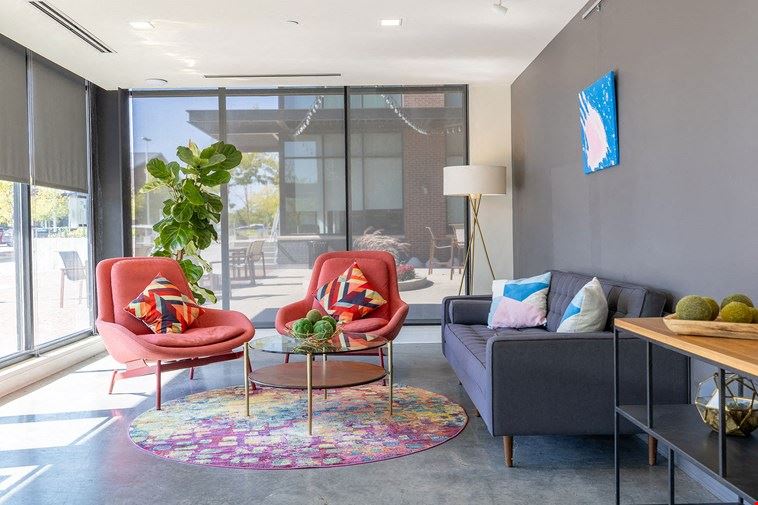 Expansive Coworking Lounge