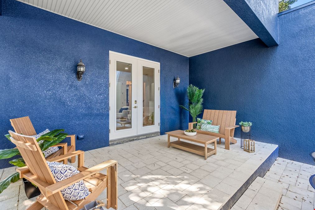 CoWorking at The Guava Manor - 1457 Guava Avenue