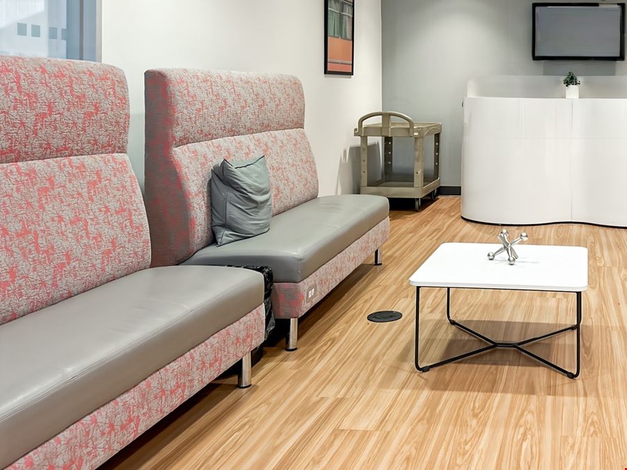 Regus - Albuquerque - One Sun Plaza