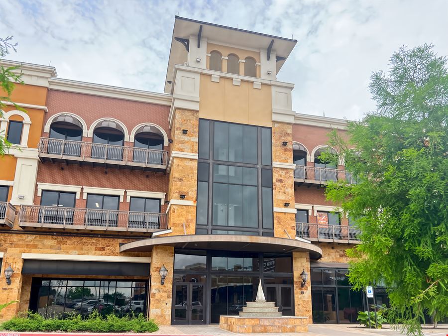 TX, Burleson - E Renfro St