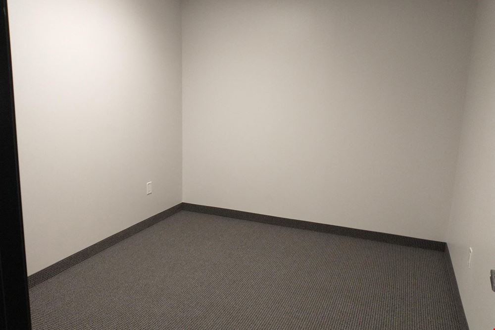 4425 W. Airport Freeway