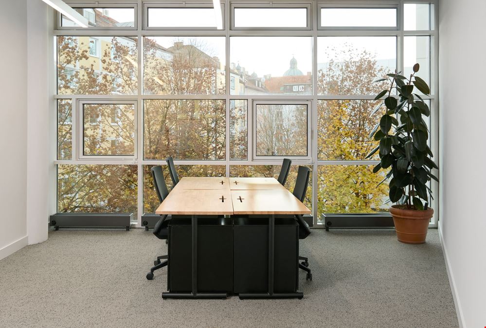 Oskar-von-Miller-Ring 20