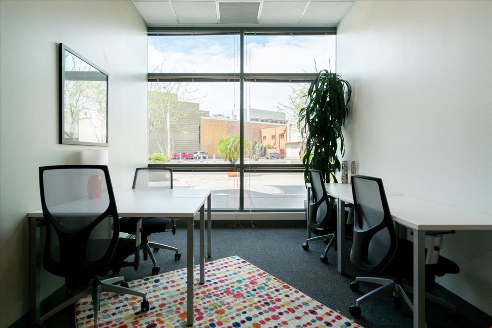 AZ, Scottsdale - Spaces Old Town Galleria