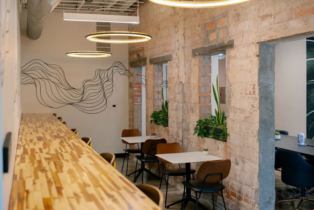The Root Coworking - The Root - Market Station