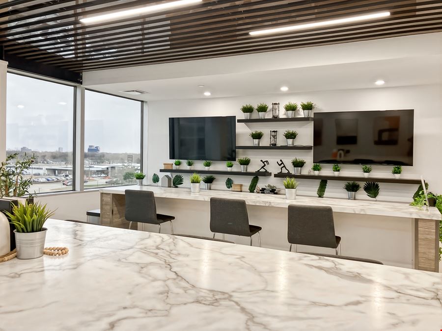 Regus - Southfield - Onyx Office Plaza