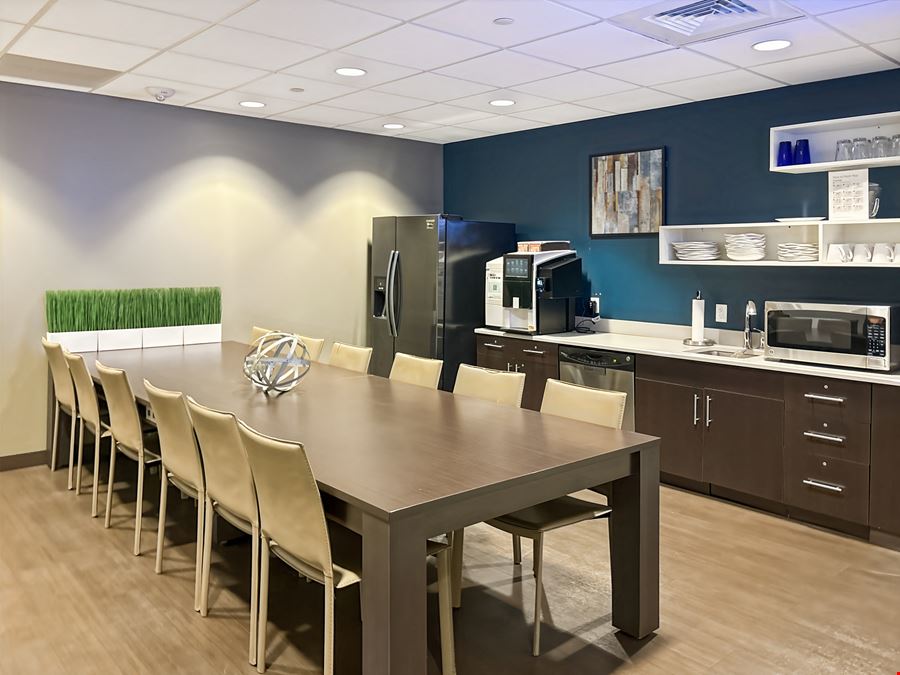 Regus - U.S Bank Building