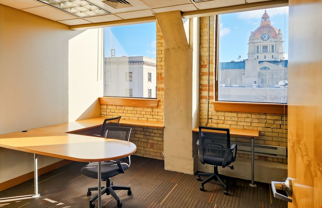 WI, Green Bay - Adams St