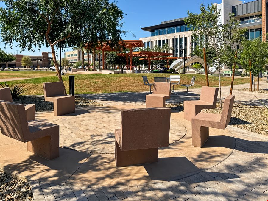 AZ, Goodyear - W Park Place