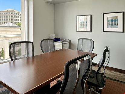 NC, Charlotte - Southpark Fairview