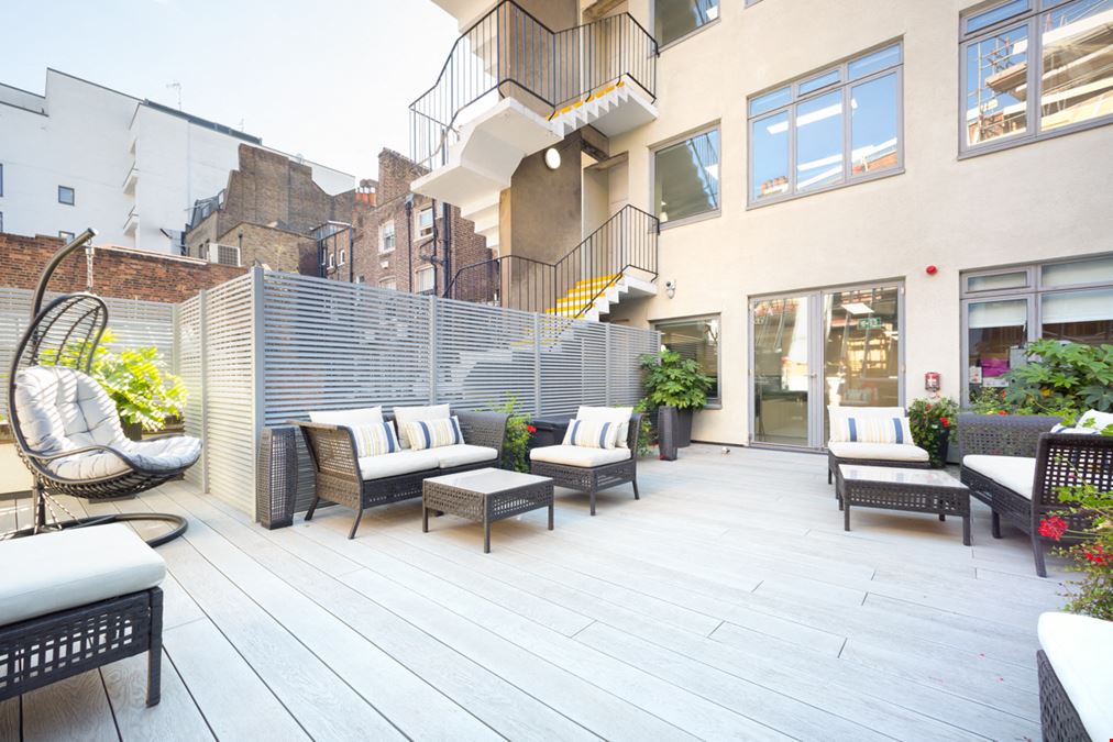 Landmark: Newman - Goodge Street