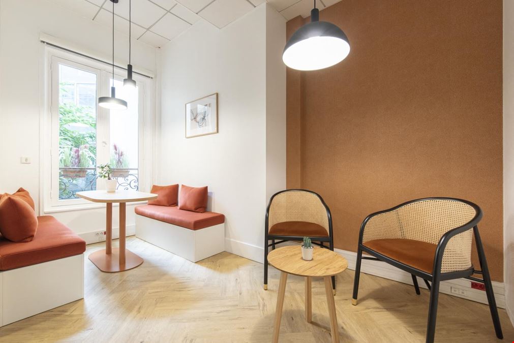 Mitwit Office - Paris Opera ( Ex Multiburo )