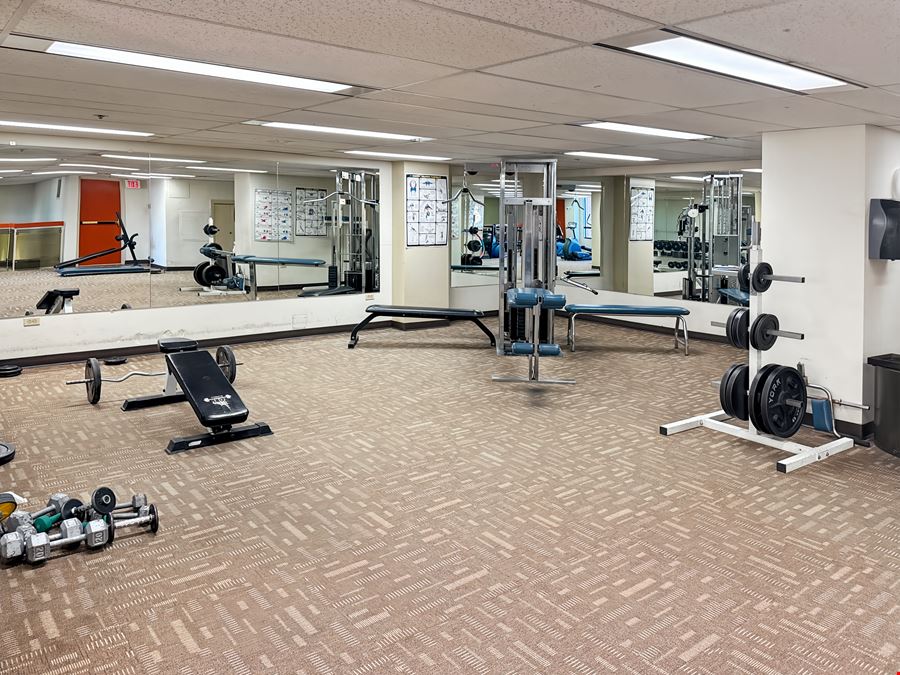 HQ - Edmonton - 98 Avenue
