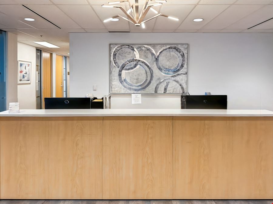 Regus - Winnipeg – 201 Portage Avenue