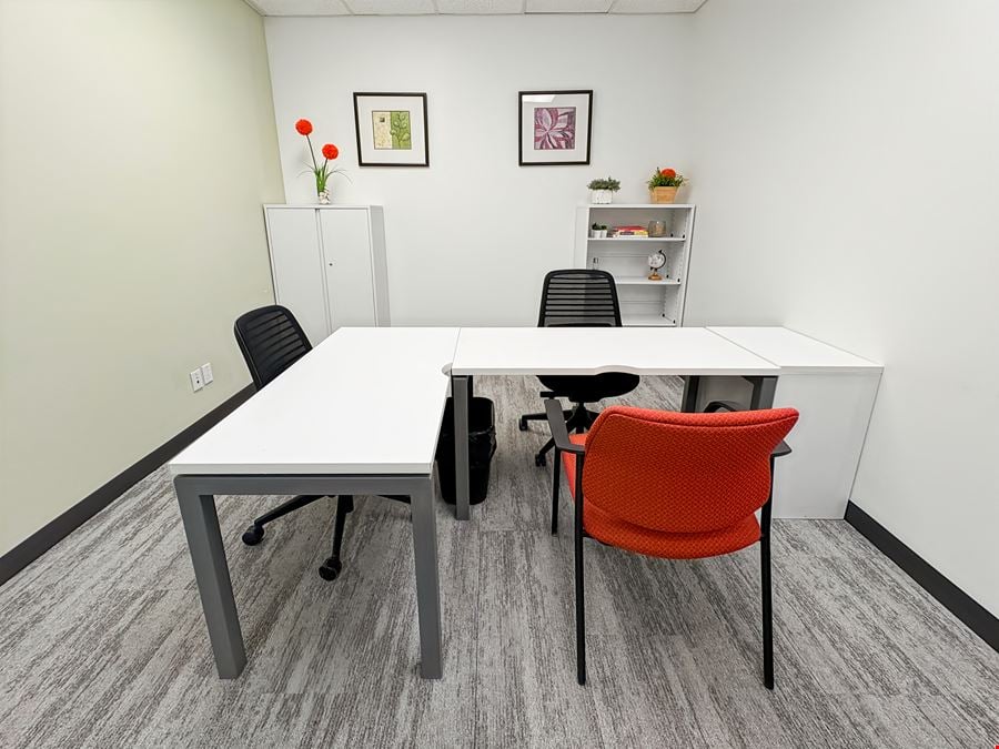 Regus - Brossard - 4605 Lapinière Boulevard