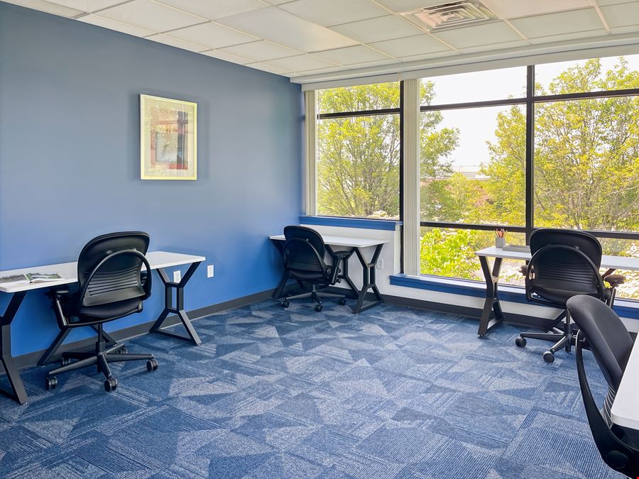 PA, Center Valley - Saucon Creek Rd