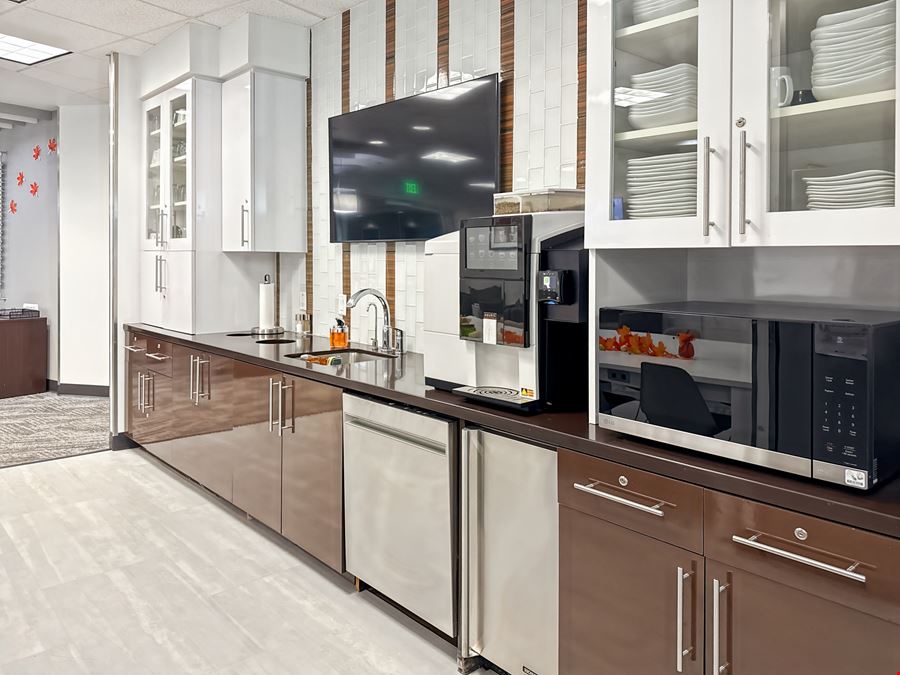 Union Hills Office Plaza