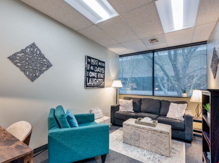 2101 South Blackhawk Street