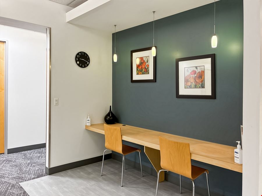 Regus - Troy - Columbia Center