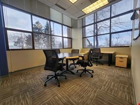 Corner Window Suite