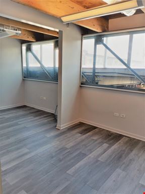4 Person Private Office