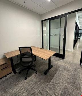 One Person Office 1-06