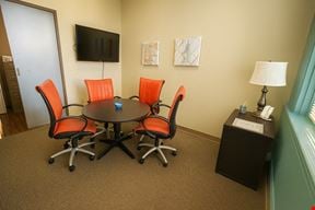 Small Conference Room (1-4 ppl)