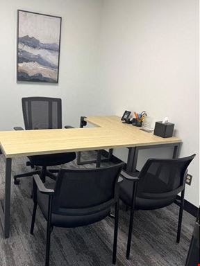 Day Office DO425