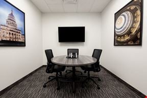 Capital Room